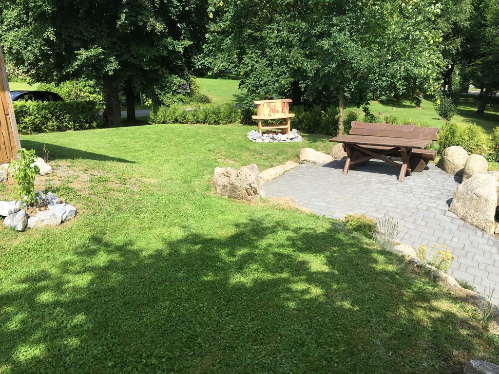 Naturstammhaus Und Appartements Zum Brockenbaecker Tanne Exterior photo